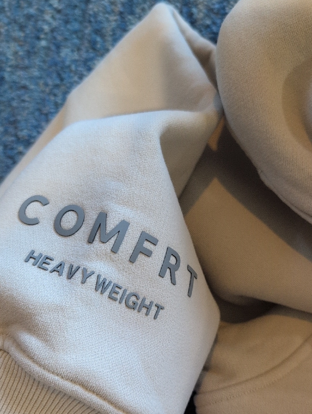 Comfrt Hoodie/Pants Set M - Picture 7 of 11